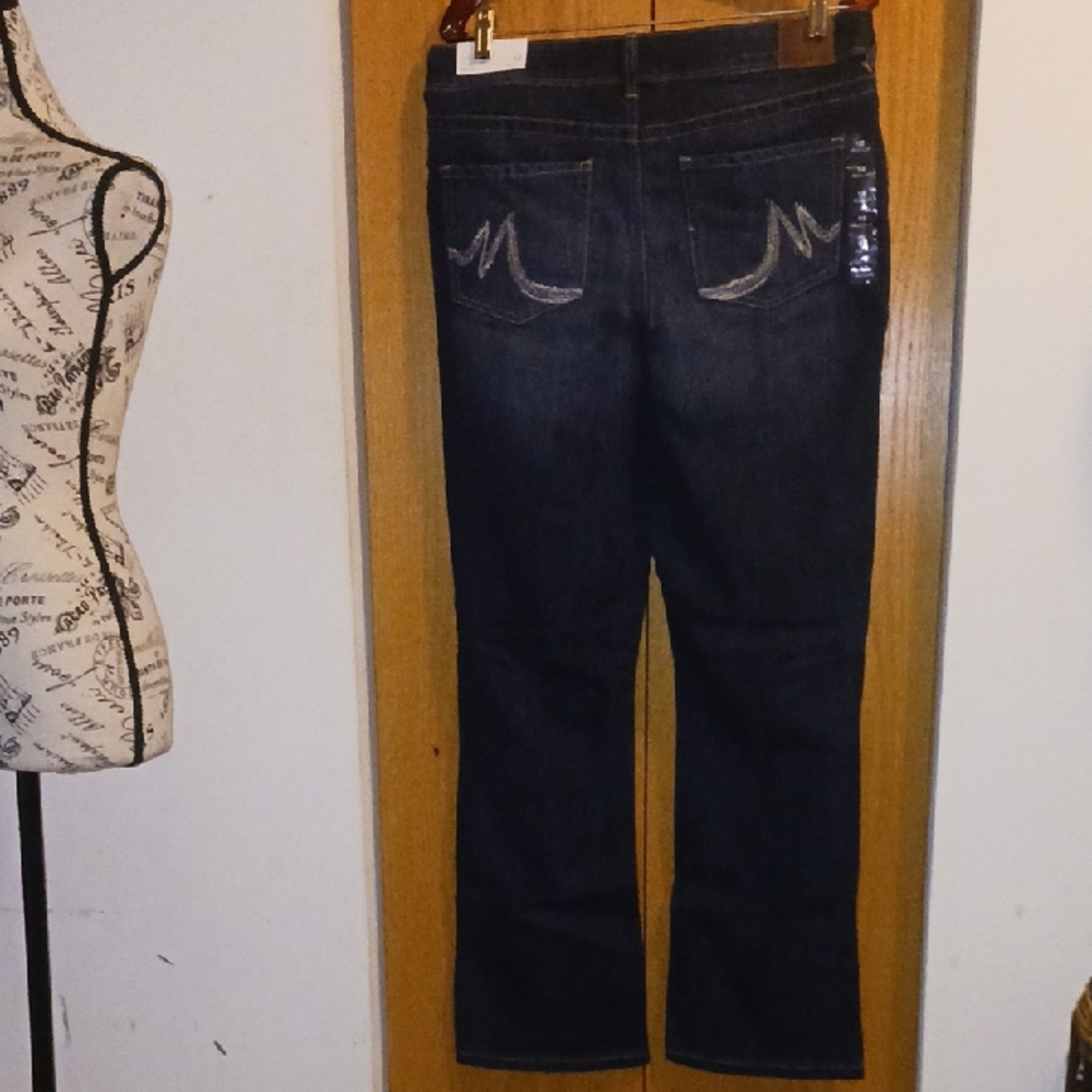 Maurices Denim Jeans - Picture 4 of 9